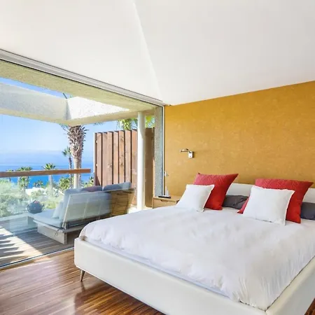 Seroto Hotel *